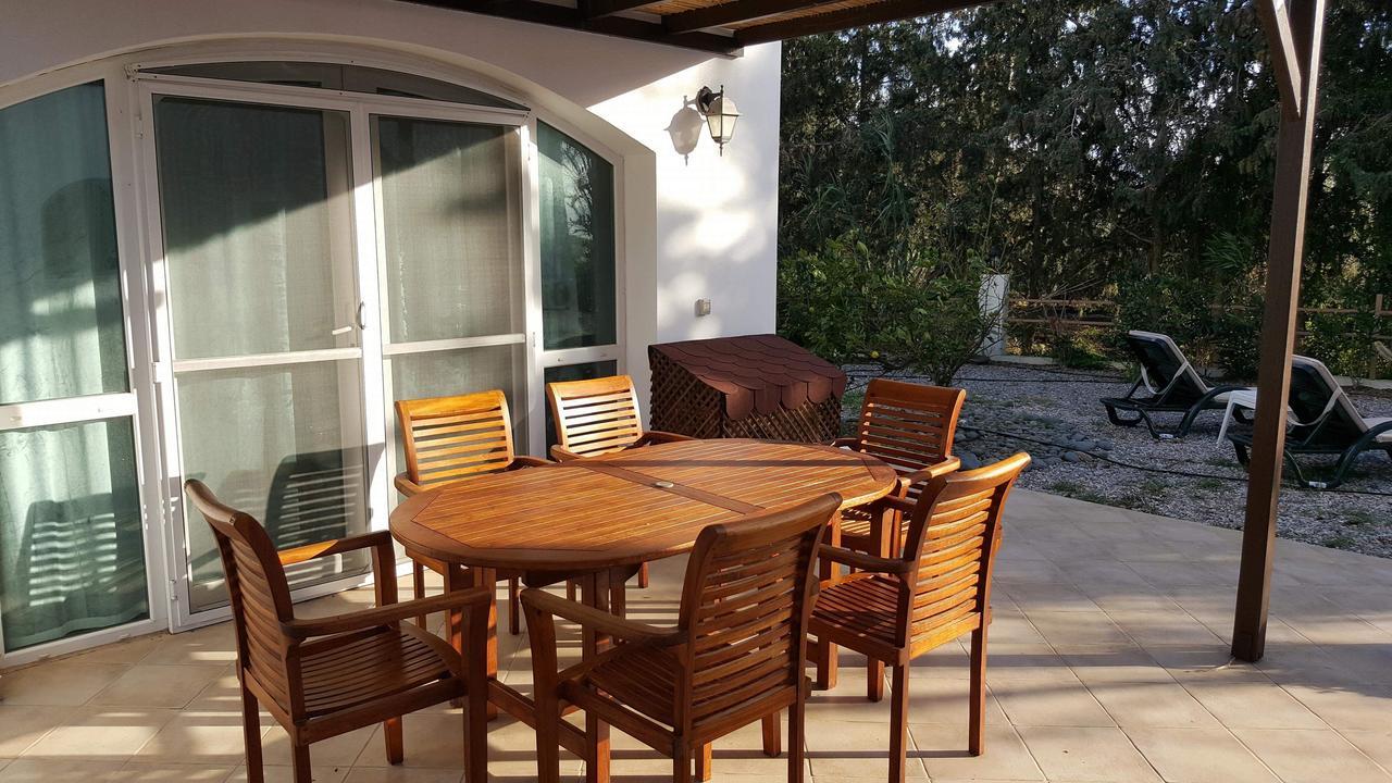 Aphrodite Beachfront Resort Ghaziveran Exterior foto